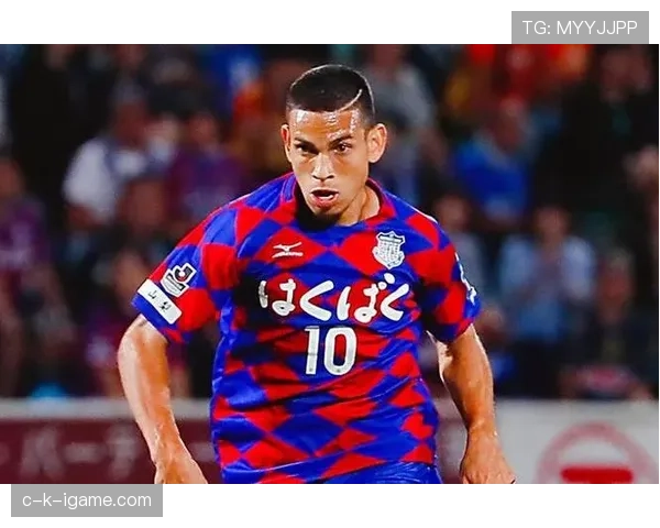 博阿攻防平衡成夺冠关键,战术革新彰显球队竞争力跃升 博阿攻防平衡成夺冠关键,战术革新彰显球队竞争力跃升