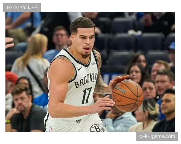 迈克尔·波特利用无球跑位提升三分命中率拉开球队进攻空间